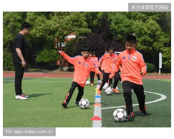 中国足球再被热议：从低谷到高峰，未来可期
